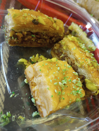 Photo of Classic Red Hots Albasha - Classic Red Hots Albasha, 41 Forum Shopping Center, Chesterfield, MO 63017, USA