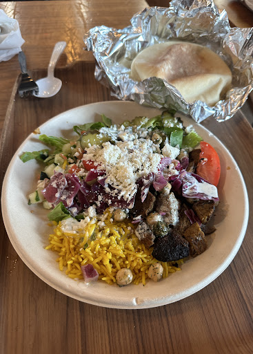 Photo of Garbanzo - 8143 Maryland Ave, St. Louis, MO 63105, USA