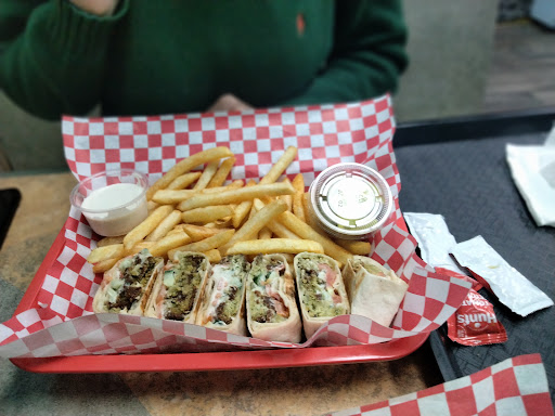 Photo of Olive Grill Halal - 6951 Olive Blvd, University City, MO 63130, USA