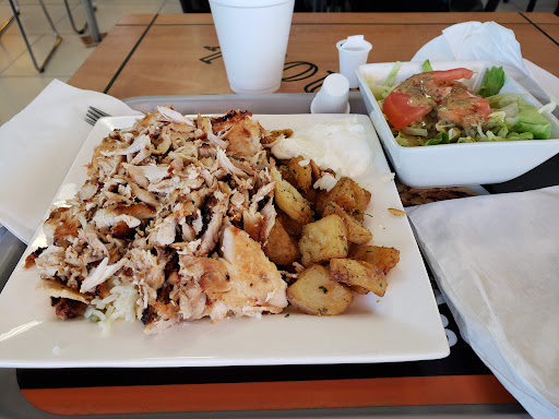 Photo of Zone Shish Taouk - 501 Bd du Séminaire N, Saint-Jean-sur-Richelieu, QC J3B 5L7
