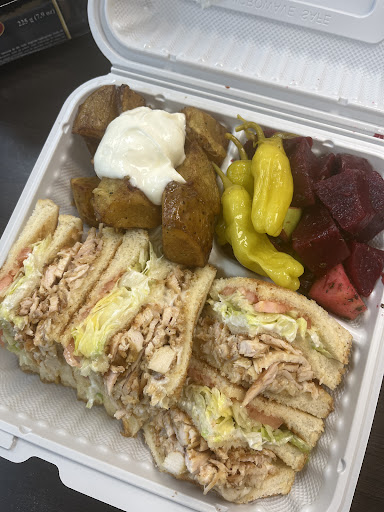 Photo of Restaurant Taouk - 1312 Rue Roberval, Saint-Bruno-de-Montarville, QC J3V 5J1