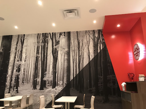 Photo of Restaurant Boustan - 9216 Bd Lacordaire, Saint-Léonard, QC H1R 2B7