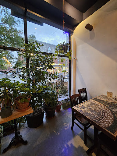 Photo of Omnivore St-Laurent - 4306 Boul. Saint-Laurent, Montréal, QC H2W 1Z3