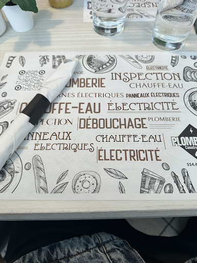 Photo of Table 46 - 16 Bd Sir-Wilfrid-Laurier, Beloeil, QC J3G 4E8