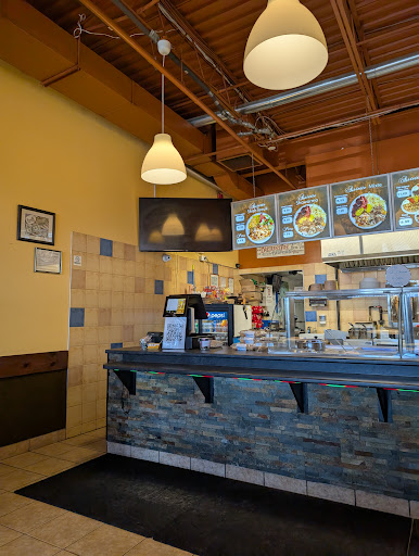 Photo of Restaurant Le Taouk Cuisine Libanaise - 50 Rue de la Gabelle #520, Varennes, QC J3X 0C1