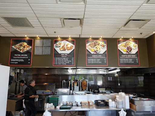 Photo of Chez Elie - 1280 Av. Bourgogne, Chambly, QC J3L 1X9