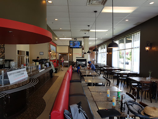 Photo of Chez Elie - 1280 Av. Bourgogne, Chambly, QC J3L 1X9