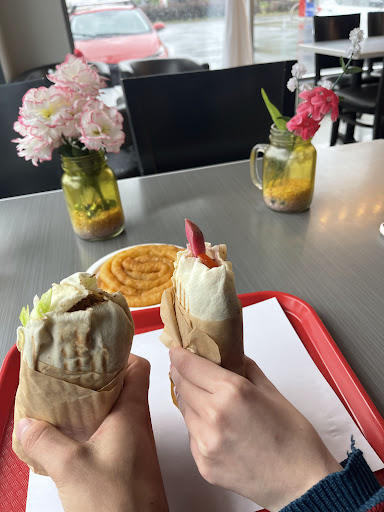 Photo of Restaurant Gourmet Taouk - 3096 Bd Moïse-Vincent, Saint-Hubert, QC J3Z 0C4