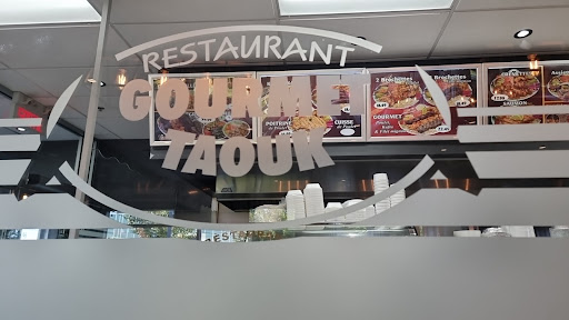 Photo of Restaurant Gourmet Taouk - 3096 Bd Moïse-Vincent, Saint-Hubert, QC J3Z 0C4