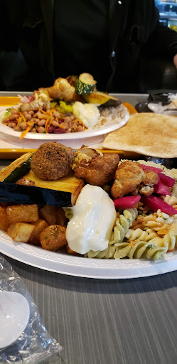 Photo of Restaurant Gourmet Taouk - 3096 Bd Moïse-Vincent, Saint-Hubert, QC J3Z 0C4