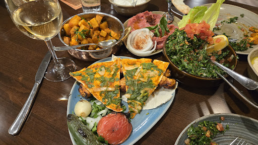 Photo of Restaurant Beroya - 3455 Blvd. Saint-Martin O, Laval, QC H7T 1A2