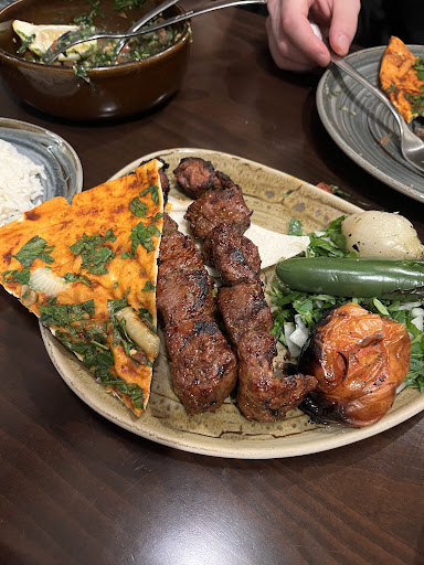 Photo of Restaurant Beroya - 3455 Blvd. Saint-Martin O, Laval, QC H7T 1A2