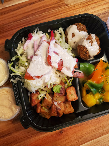 Photo of Restaurant Boustan - 409 Rue Lamontagne, Saint-Jérôme, QC J7Y 0L7