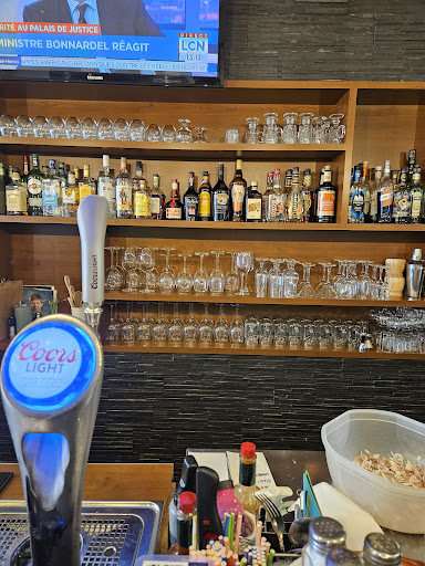 Photo of Restaurant Arousse St-Jérome - 66 Rue de la Gare, Saint-Jérôme, QC J7Z 2B8