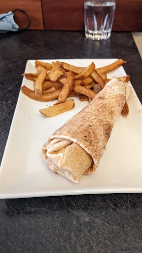 Photo of Restaurant Arousse St-Jérome - 66 Rue de la Gare, Saint-Jérôme, QC J7Z 2B8