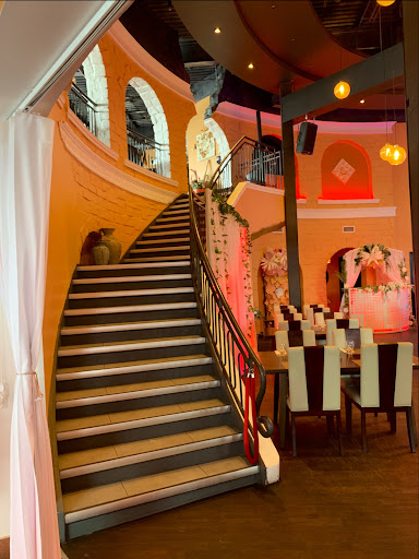 Photo of Mardin Palace restaurant - 3010 Blvd. Saint-Martin O, Laval, QC H7T 2J2