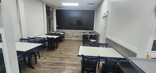 Photo of CHEF ALSHAMI - 4701 Boul. Saint-Jean E, Dollard-des-Ormeaux, QC H9H 2A7