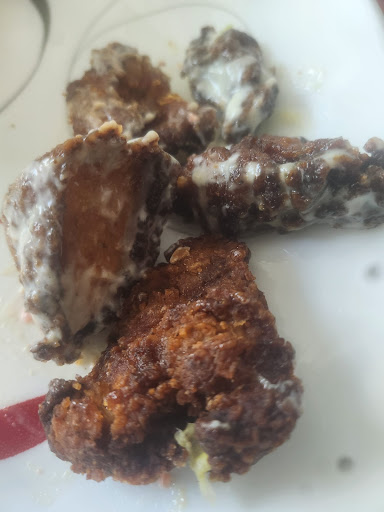 Photo of Osmow's Shawarma - 8205 Financial Dr, Brampton, ON L6Y 1M1