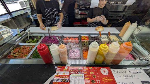 Photo of Lori Döner - 3721 Rue Ontario E, Montréal, QC H1W 1S1