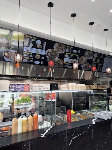 Photo of Lori Döner - 3721 Rue Ontario E, Montréal, QC H1W 1S1