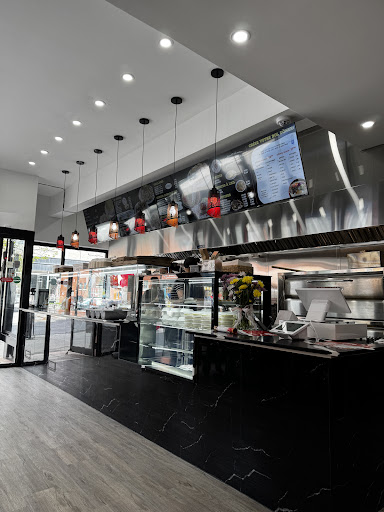 Photo of Lori Döner - 3721 Rue Ontario E, Montréal, QC H1W 1S1