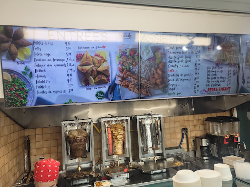 Photo of Monsieur Taouk - 825 Rue Saint-Laurent O, Longueuil, QC J4K 2V1