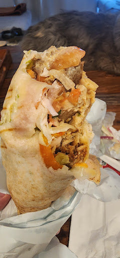 Photo of Monsieur Taouk - 825 Rue Saint-Laurent O, Longueuil, QC J4K 2V1