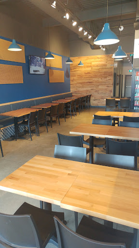 Photo of 3 Shish - 84 Bd Industriel, Repentigny, QC J6A 4X6