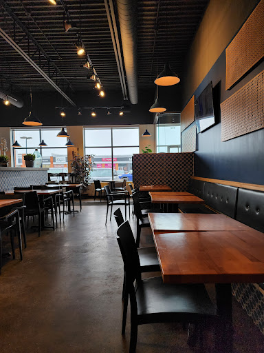 Photo of 3 Shish - 84 Bd Industriel, Repentigny, QC J6A 4X6