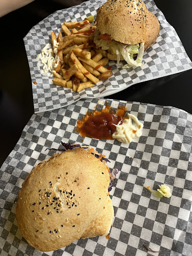 Photo of Restaurant Kebab Express - 2002 Rue Mackay, Montréal, QC H3G 2J1