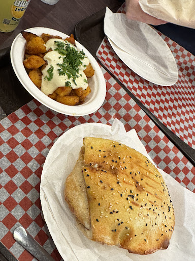 Photo of Restaurant Döner Istanbul - 3271 Rue Jean-Talon E, Montréal, QC H2A 1W4