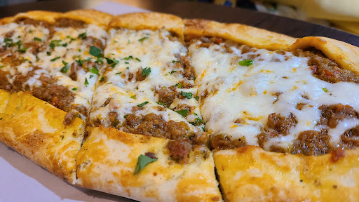 Photo of KEBAB & SLICE - 3094 Ch. de Chambly, Longueuil, QC J4L 4N5