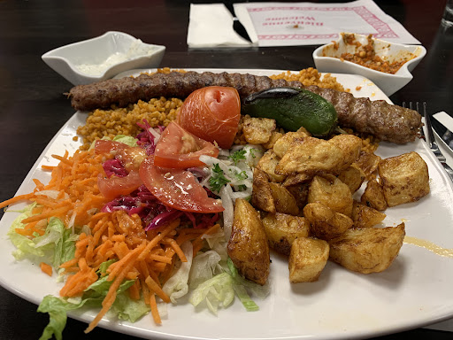 Photo of KEBAB & SLICE - 3094 Ch. de Chambly, Longueuil, QC J4L 4N5