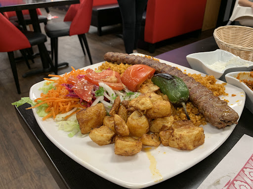 Photo of KEBAB & SLICE - 3094 Ch. de Chambly, Longueuil, QC J4L 4N5