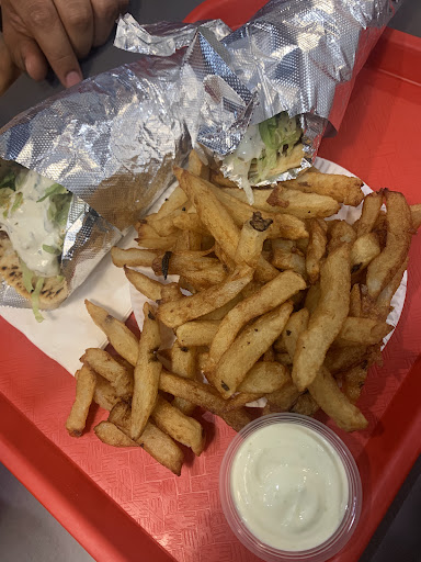 Photo of La Ligne Rouge - 414 Rue Jean-Talon E, Montréal, QC H2R 1T5