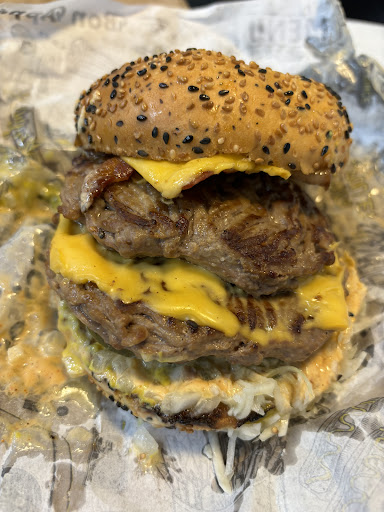 Photo of Chivetos - 3929 R. Sherbrooke E, Montréal, QC H1X 3E3