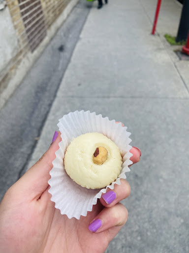 Photo of Les Délices Sirar - 1112 Rue Ontario E, Montréal, QC H2L 1R1