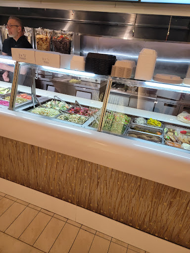 Photo of Zoukis - 7999 Bd des Galeries d'Anjou, Anjou, QC H1M 1W6