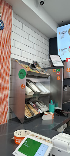 Photo of Village Istanbul Doner - 120 Pl. Charles-Le Moyne #490, Longueuil, QC J4K 0B7