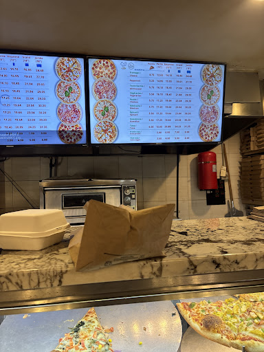 Photo of Al-Taib Boulangerie - 2125 Rue Guy, Montréal, QC H3H 2L9