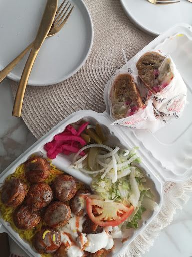 Photo of Pita Land Shawarma - Eglinton - 30 Eglinton Ave W, Mississauga, ON L5R 3E7