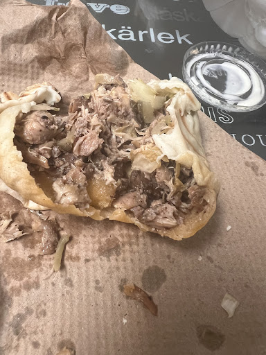 Photo of Osmow's Shawarma - 80 Courtneypark Dr E K5, Mississauga, ON L5T 2Y3