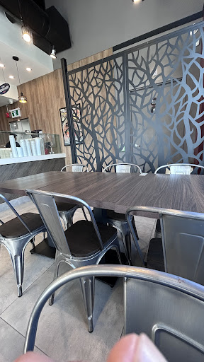 Photo of Pita Land Shawarma - Carlingview - 195 Carlingview Dr, Etobicoke, ON M9W 5E8