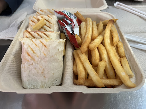 Photo of Osmow's Shawarma - 6301 Silver Dart Dr Terminal 1, Mississauga, ON L5P 1C4