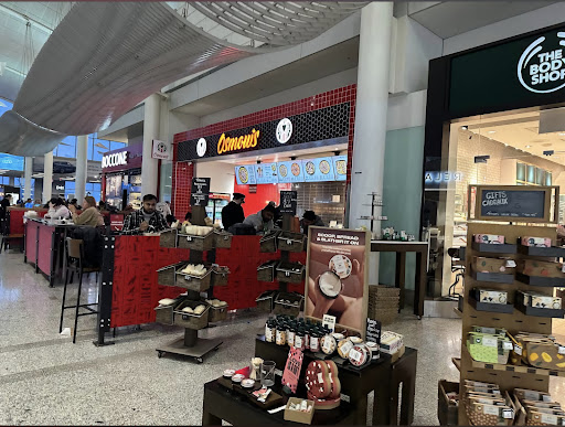 Photo of Osmow's Shawarma - 6301 Silver Dart Dr Terminal 1, Mississauga, ON L5P 1C4