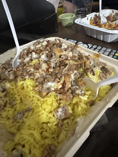 Photo of Osmow's Shawarma - 5 Mountainview Rd N, Georgetown, ON L7G 4A8