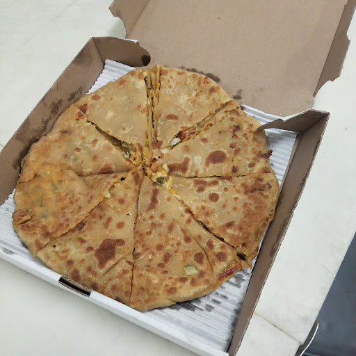Photo of Pizza & Chicken By Kanwal - 934 Rosser Ave, Brandon, MB R7A 0L4