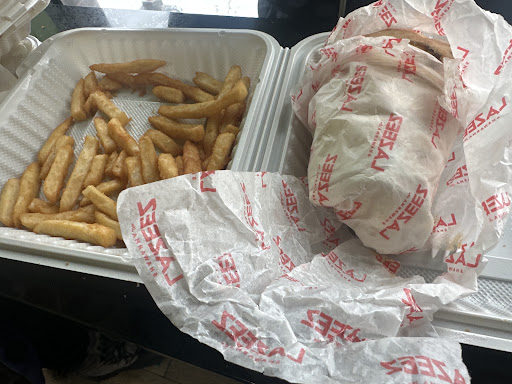 Photo of Lazeez Shawarma - 374 Mohawk Rd E, Hamilton, ON L8V 2H7