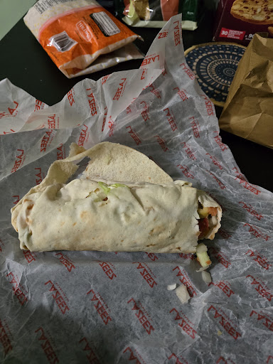 Photo of Lazeez Shawarma - 255 King St N #14, Waterloo, ON N2J 4V2