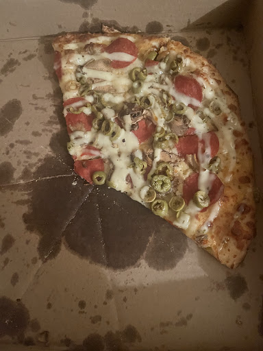 Photo of Hi-Line pizza shawarma and wings - 140 Caroline St S, Hamilton, ON L8P 3K8